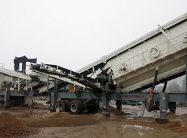 德赢VWIN矿机移动式建筑垃圾破碎机,成为昆明建筑垃圾的克星