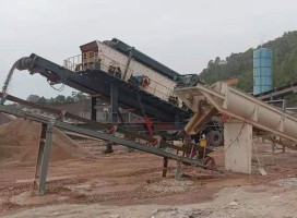 郑州德赢VWIN矿机再创佳绩 新型移动式建筑垃圾破碎站发往广东深圳